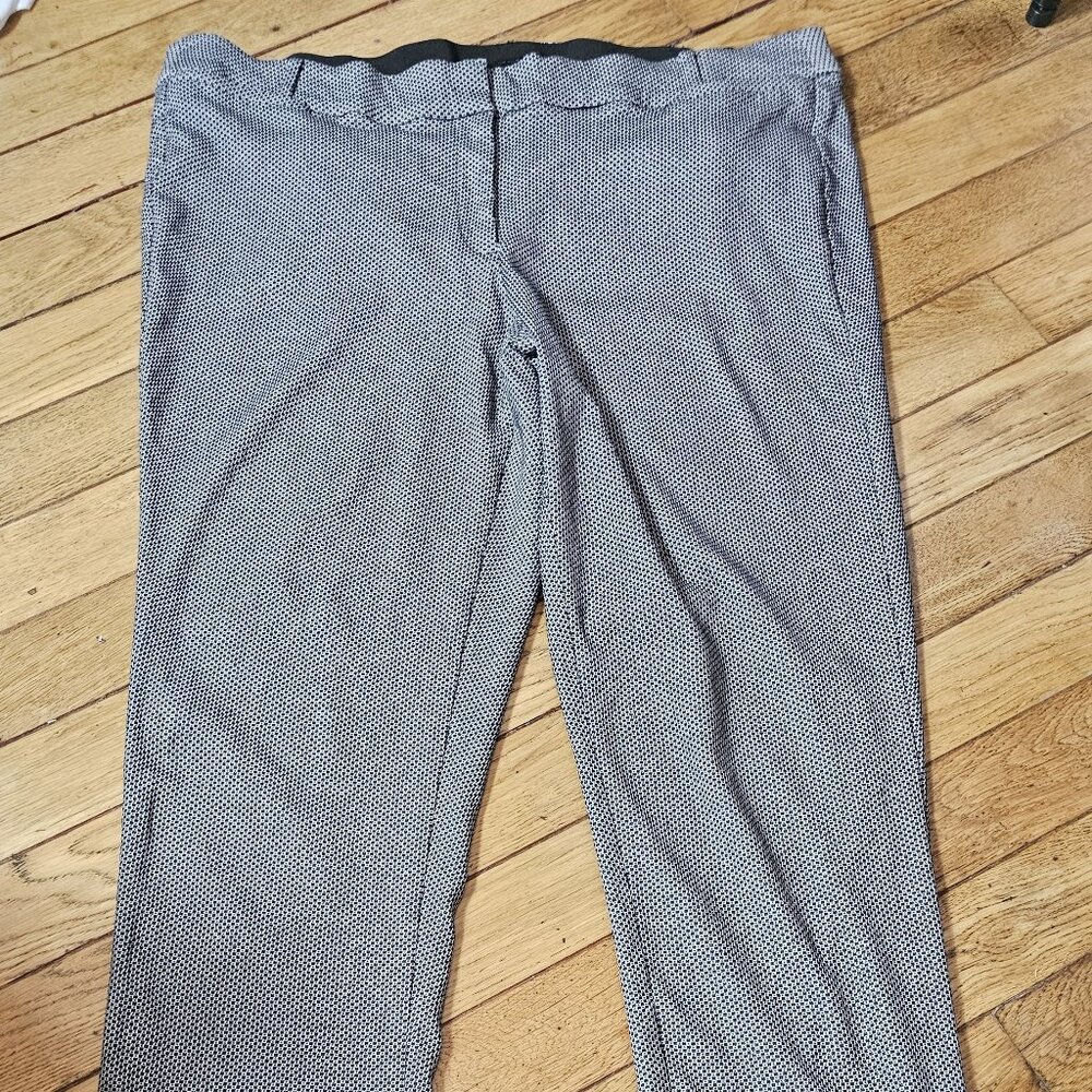 Lane Bryant The Allie Women's Size 26L Pants Black and White Pattern Plus
